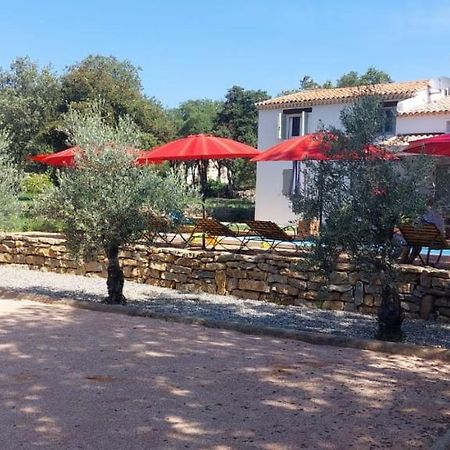 Ferienwohnung Location A La Semaine Néoules Exterior foto