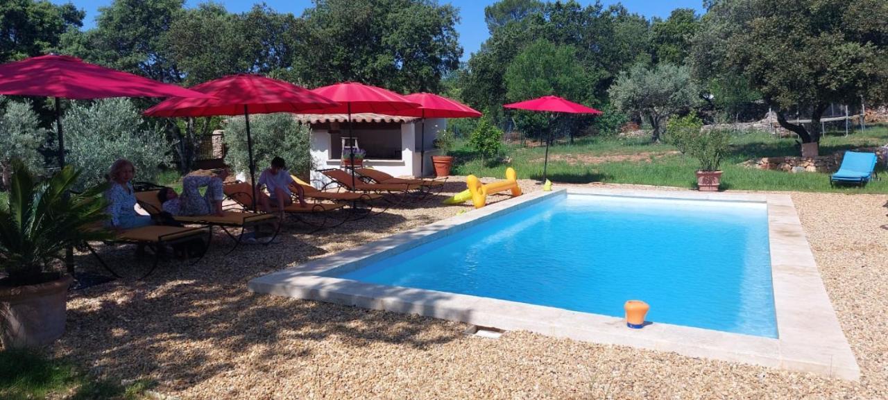 Ferienwohnung Location A La Semaine Néoules Exterior foto